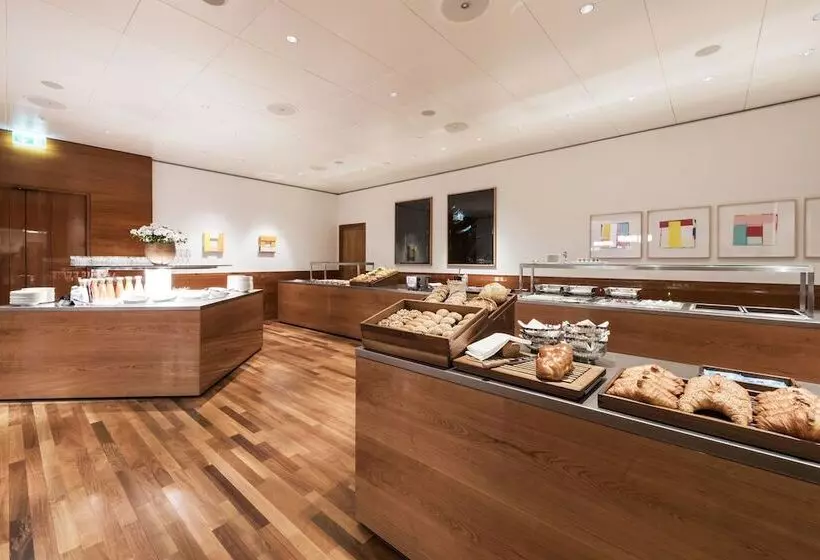 ホテル Einstein St. Gallen