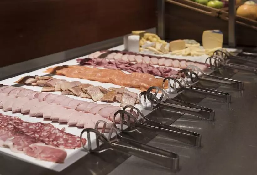 ホテル Einstein St. Gallen