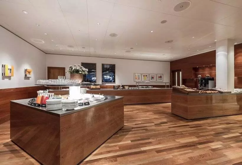 ホテル Einstein St. Gallen