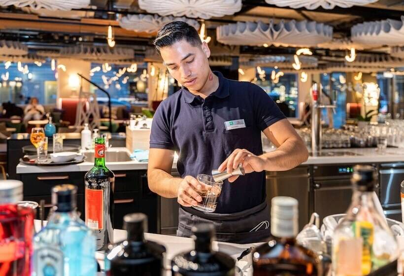 هتل Ibis Styles Zurich City Center