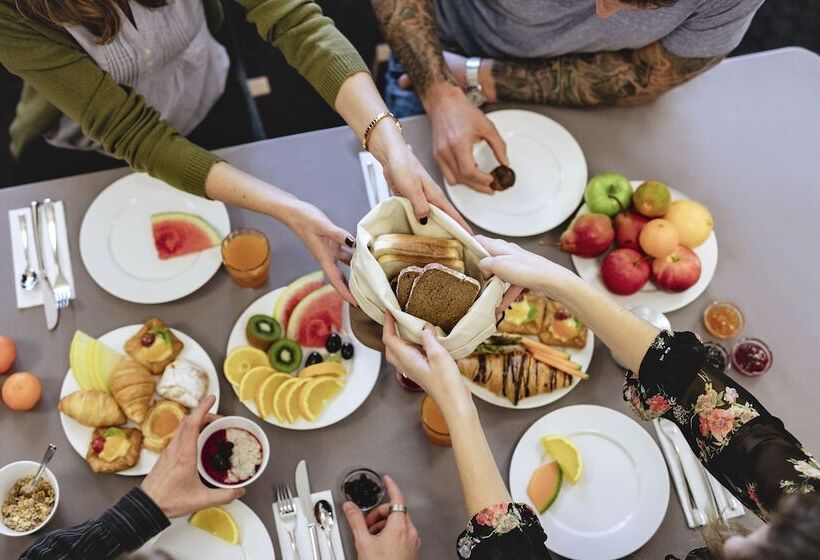 هتل Ibis Styles Zurich City Center