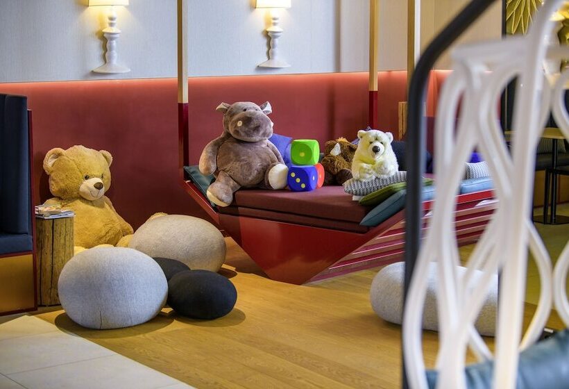 هتل Ibis Styles Zurich City Center