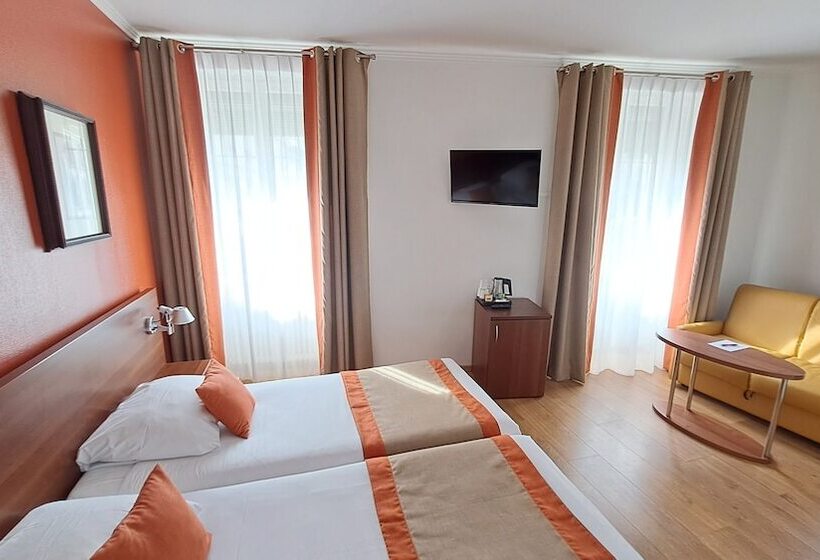 هتل International & Terminus