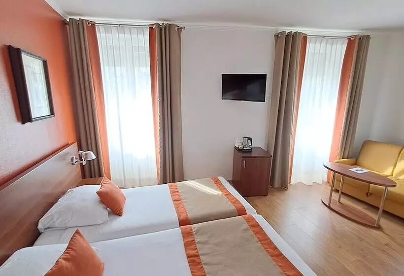 هتل International & Terminus