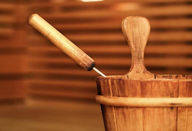 בית מלון כפרי Krone Sarnen