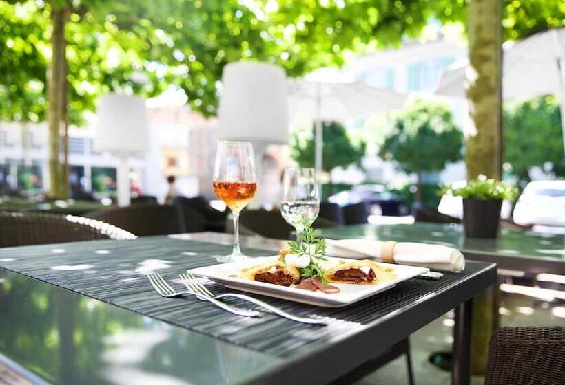 בית מלון כפרי Krone Sarnen