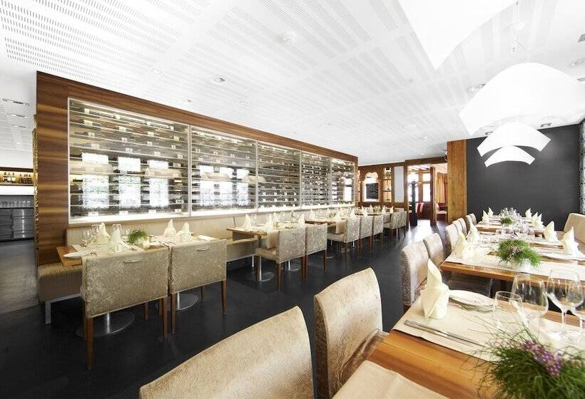 בית מלון כפרי Krone Sarnen