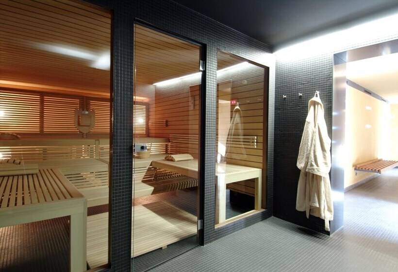 בית מלון כפרי Krone Sarnen