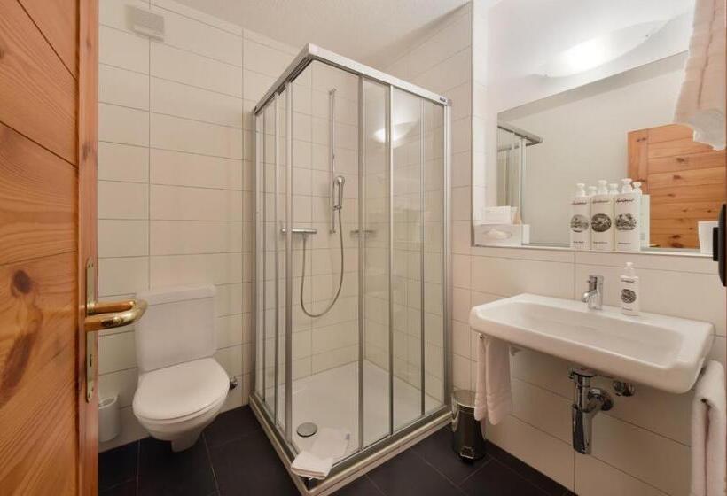 Hotell Schweizerhof Lenzerheide