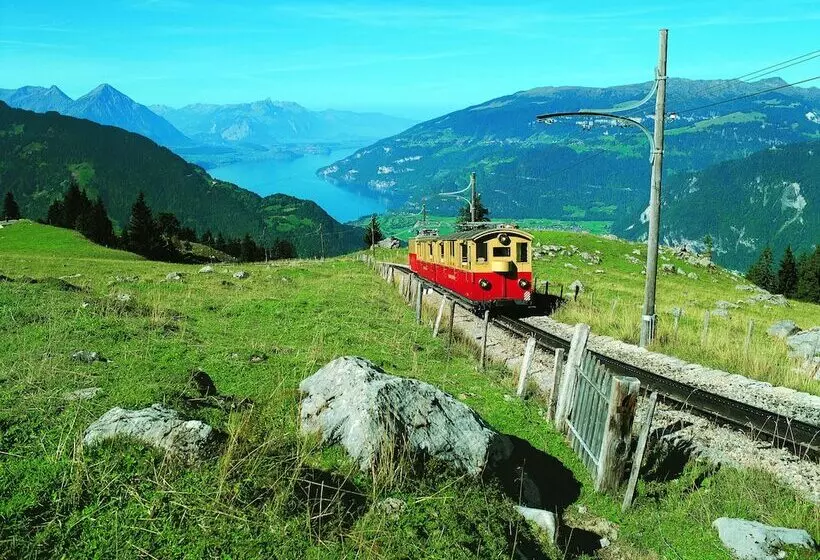 Отель Silberhorn   Residences & Spa Wengen