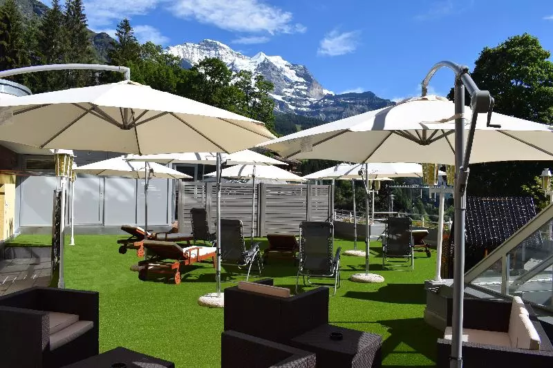 Отель Silberhorn   Residences & Spa Wengen