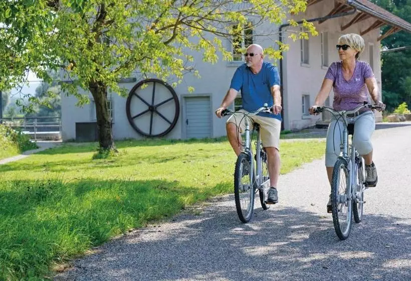 هتل Park Bad Zurzach