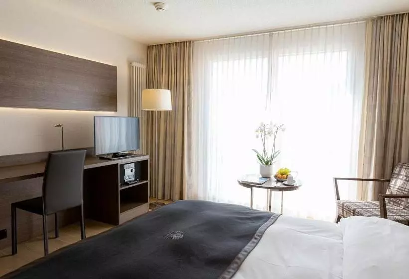 هتل Park Bad Zurzach