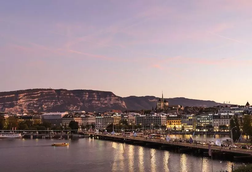 The Ritz Carlton Hotel De La Paix, Geneva
