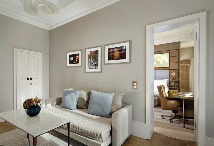 The Ritz Carlton Hotel De La Paix, Geneva