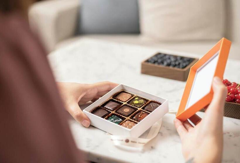 The Ritz Carlton Hotel De La Paix, Geneva