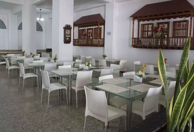 فندق Dorado Plaza Centro Historico