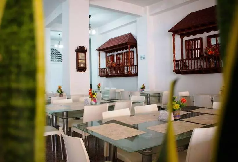 فندق Dorado Plaza Centro Historico