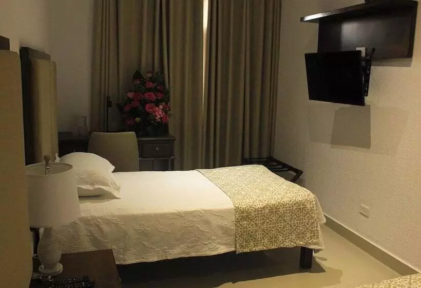 فندق Dorado Plaza Centro Historico