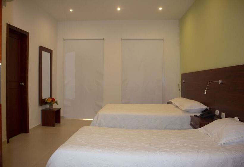 هتل Dorado Plaza Centro Historico