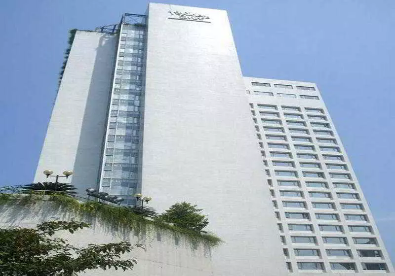 هتل Holiday Inn Yangtze Chongqing
