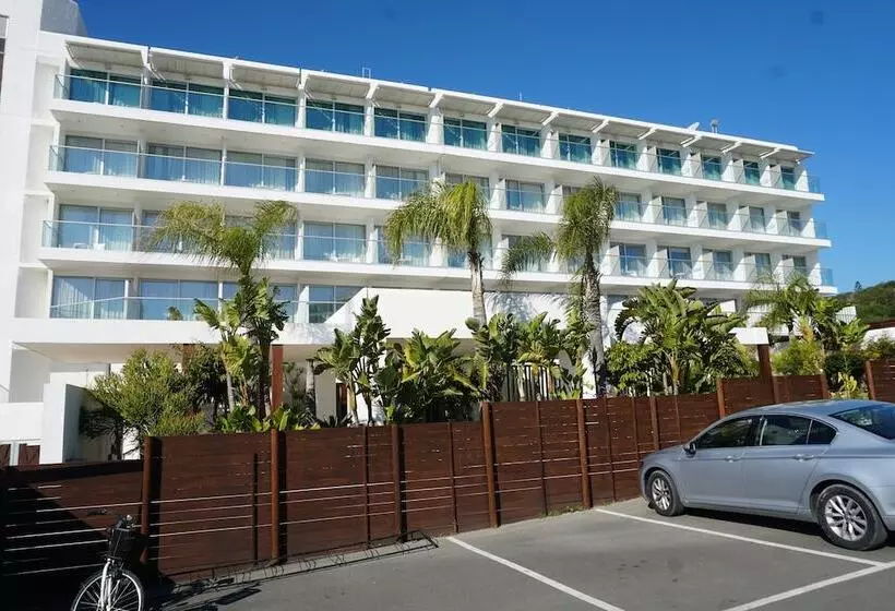 Napa Mermaid Hotel & Suites