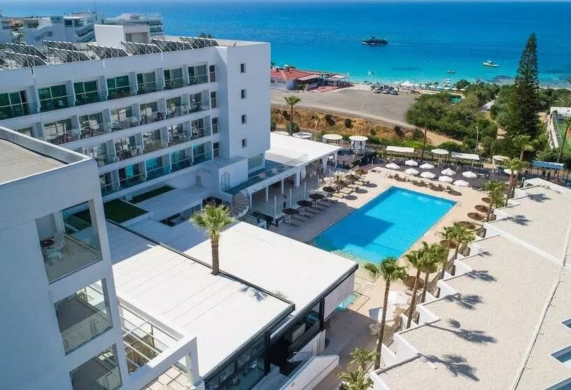 Napa Mermaid Hotel & Suites