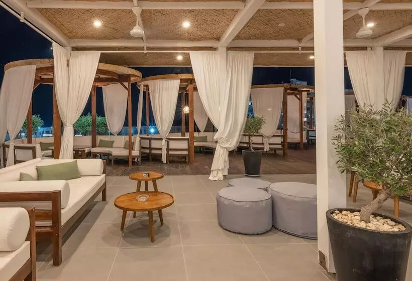 Napa Mermaid Hotel & Suites