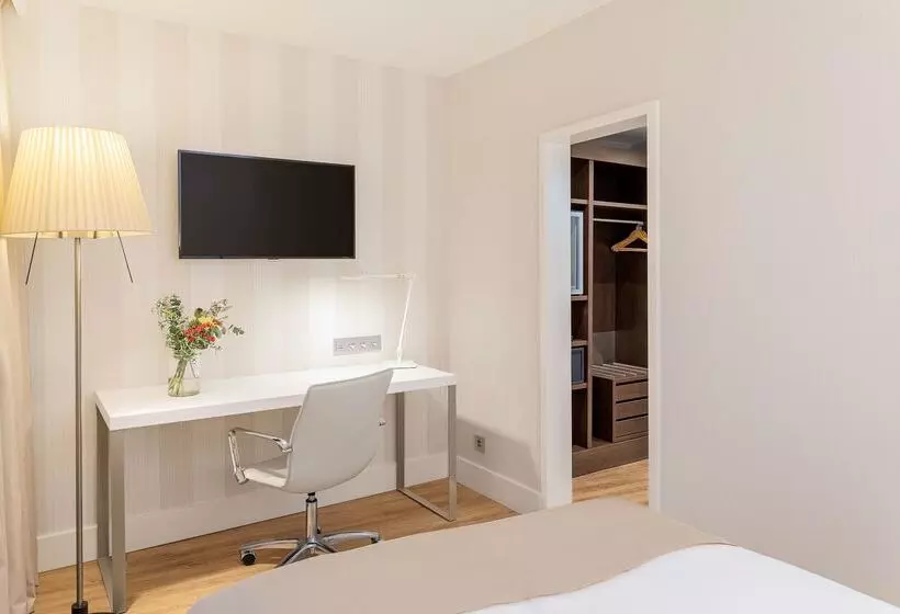 ホテル NH Hamburg Mitte