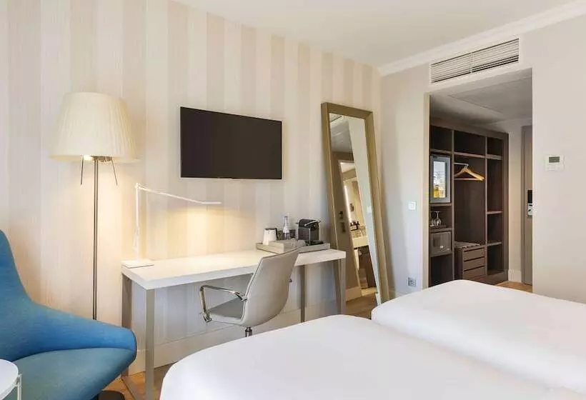 ホテル NH Hamburg Mitte