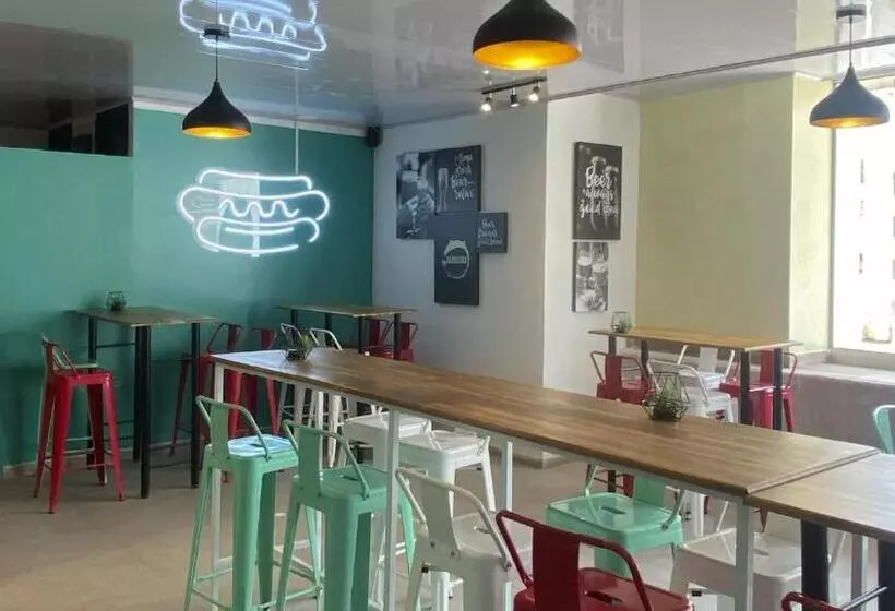 酒店 On Vacation Blue Tone