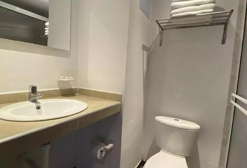 酒店 On Vacation Blue Tone