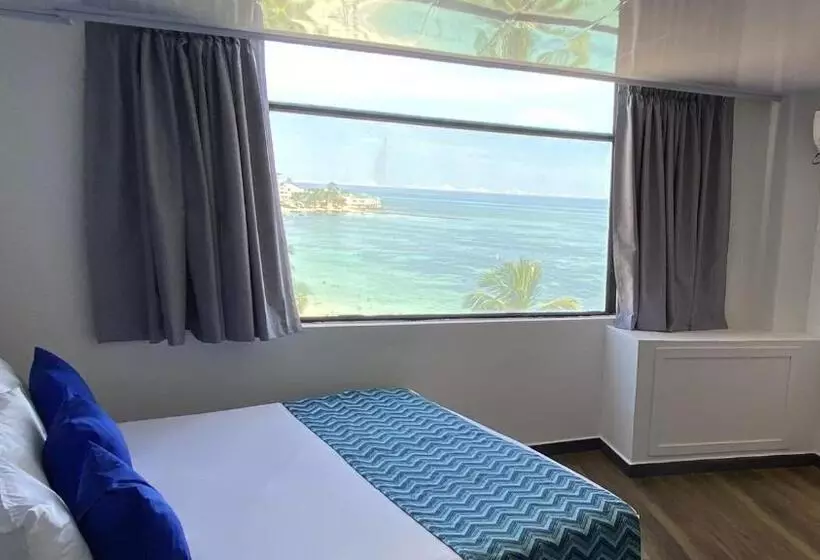 酒店 On Vacation Blue Tone