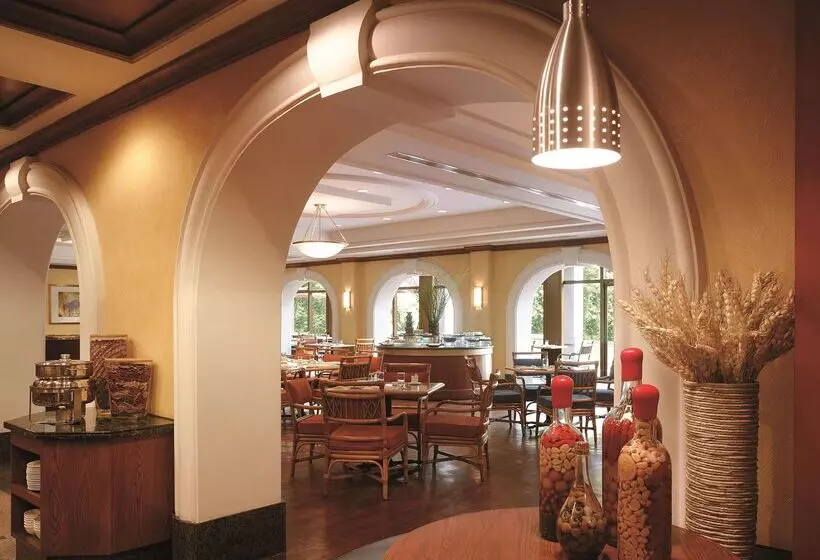 酒店 Shangri La Hangzhou   The Back Garden Of West Lake