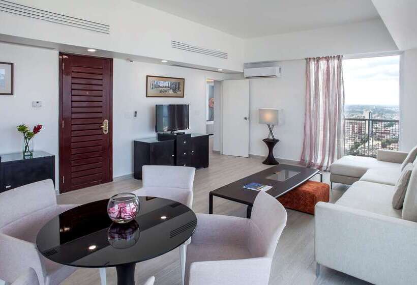 هتل Tryp Habana Libre
