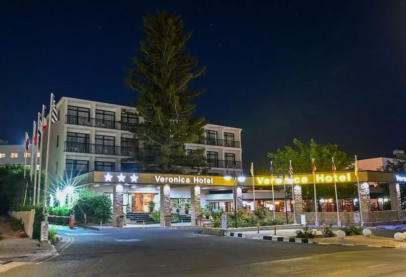 هتل Veronica