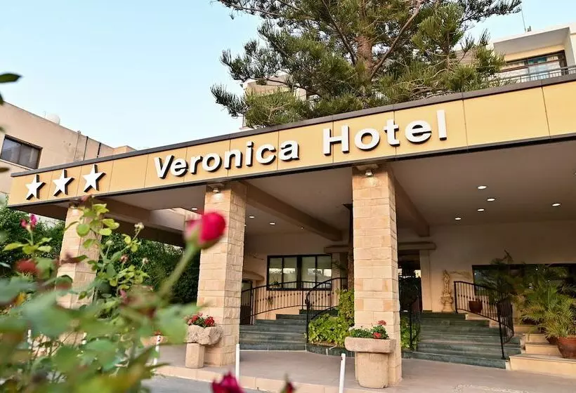 هتل Veronica