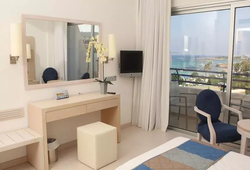 هتل Vrissiana Boutique Beach