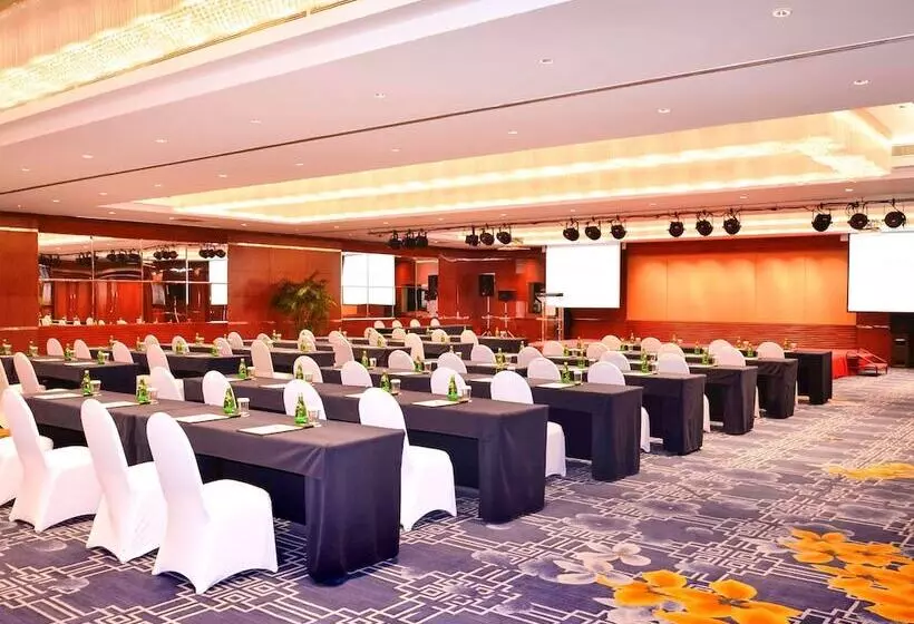 Novotel Beijing Peace