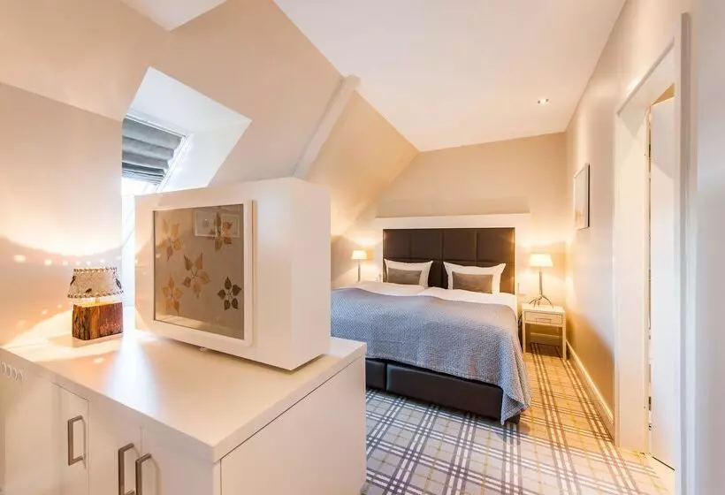 Birke, Ringhotel Kiel