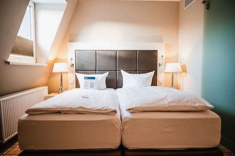 Birke, Ringhotel Kiel