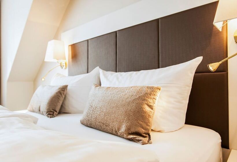 Birke, Ringhotel Kiel