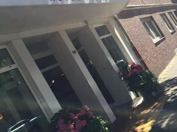 هتل Cascade Superior