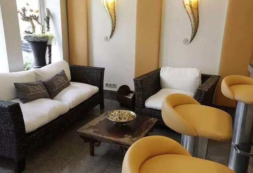 هتل Cascade Superior