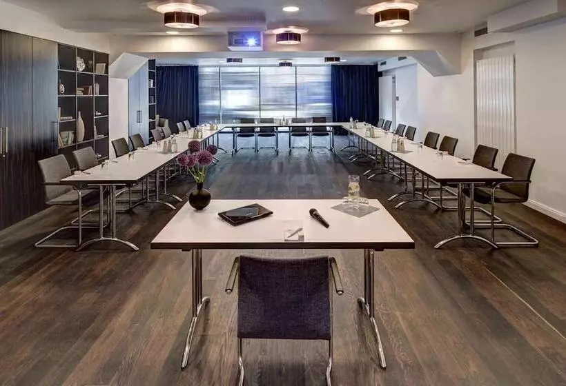 酒店 Dusseldorf Mitte