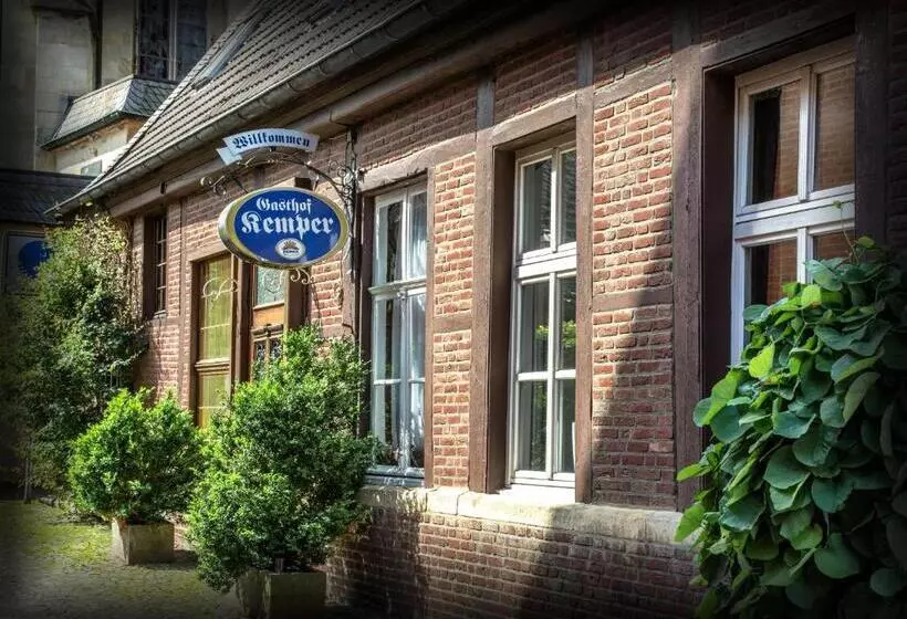 בית מלון כפרי Kemper