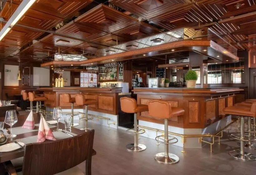 Mercure Hotel Koeln Belfortstrasse