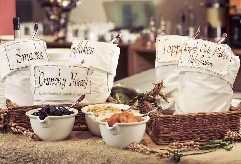 Mercure Hotel Koeln Belfortstrasse