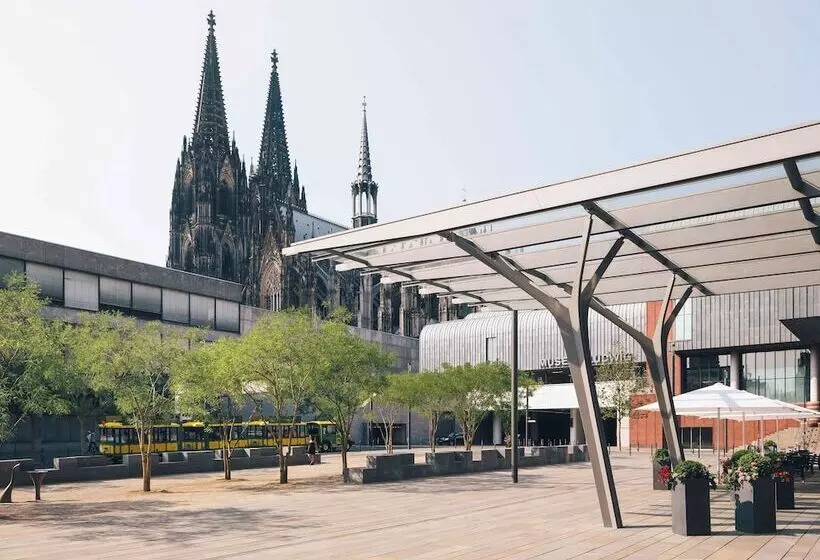هتل Mondial Am Dom Cologne  Mgallery