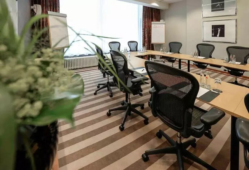 هتل Mondial Am Dom Cologne  Mgallery